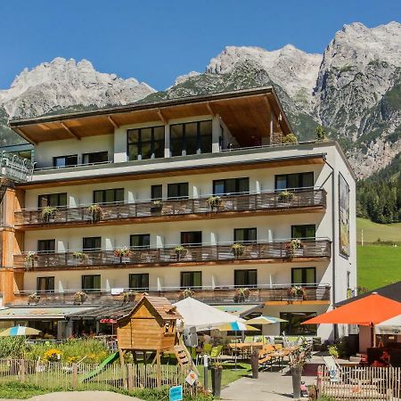 Hotel Bacher Asitzstubn Леоганг Екстериор снимка